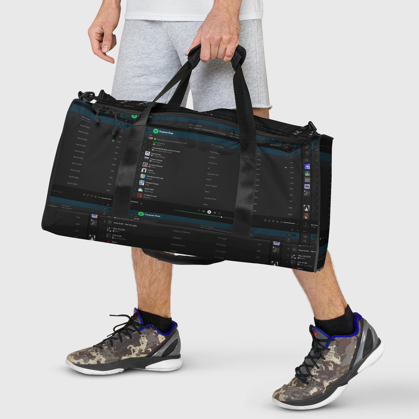 DUFFLE BAG WITH PLAYLIST
