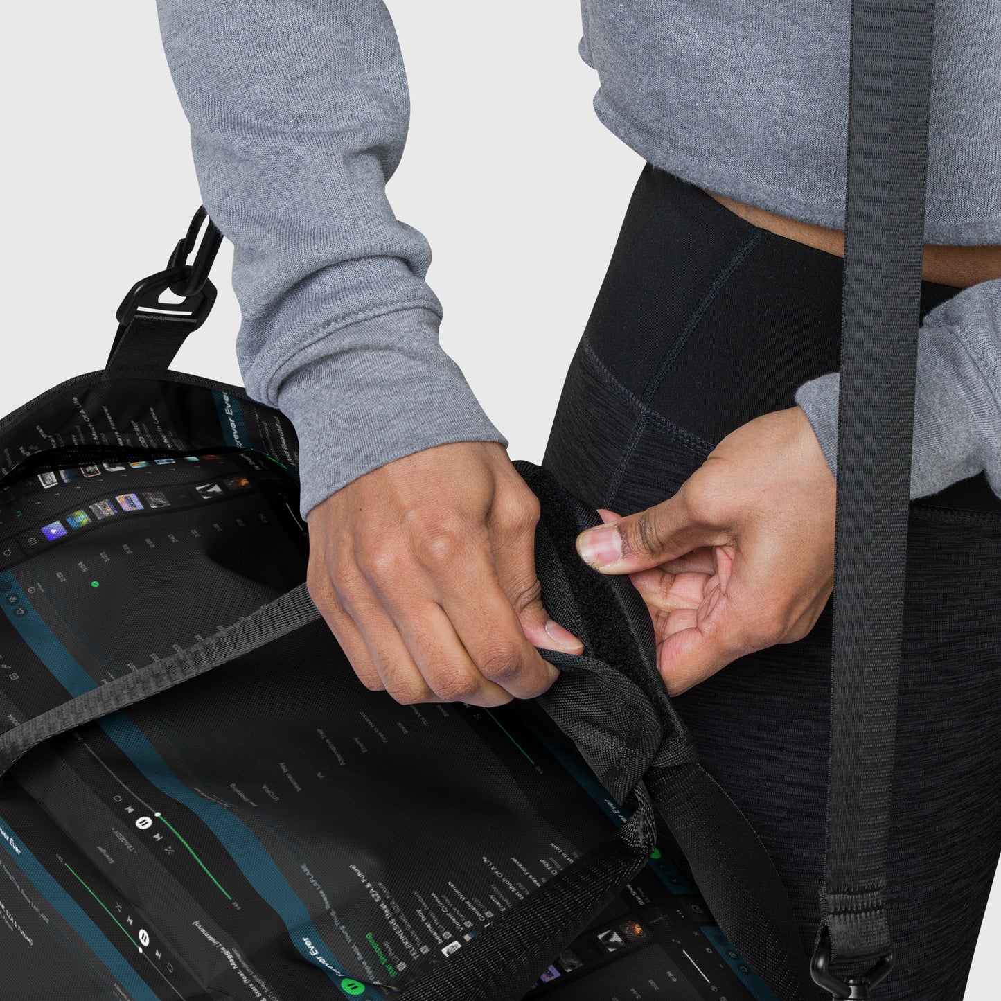 DUFFLE BAG WITH PLAYLIST