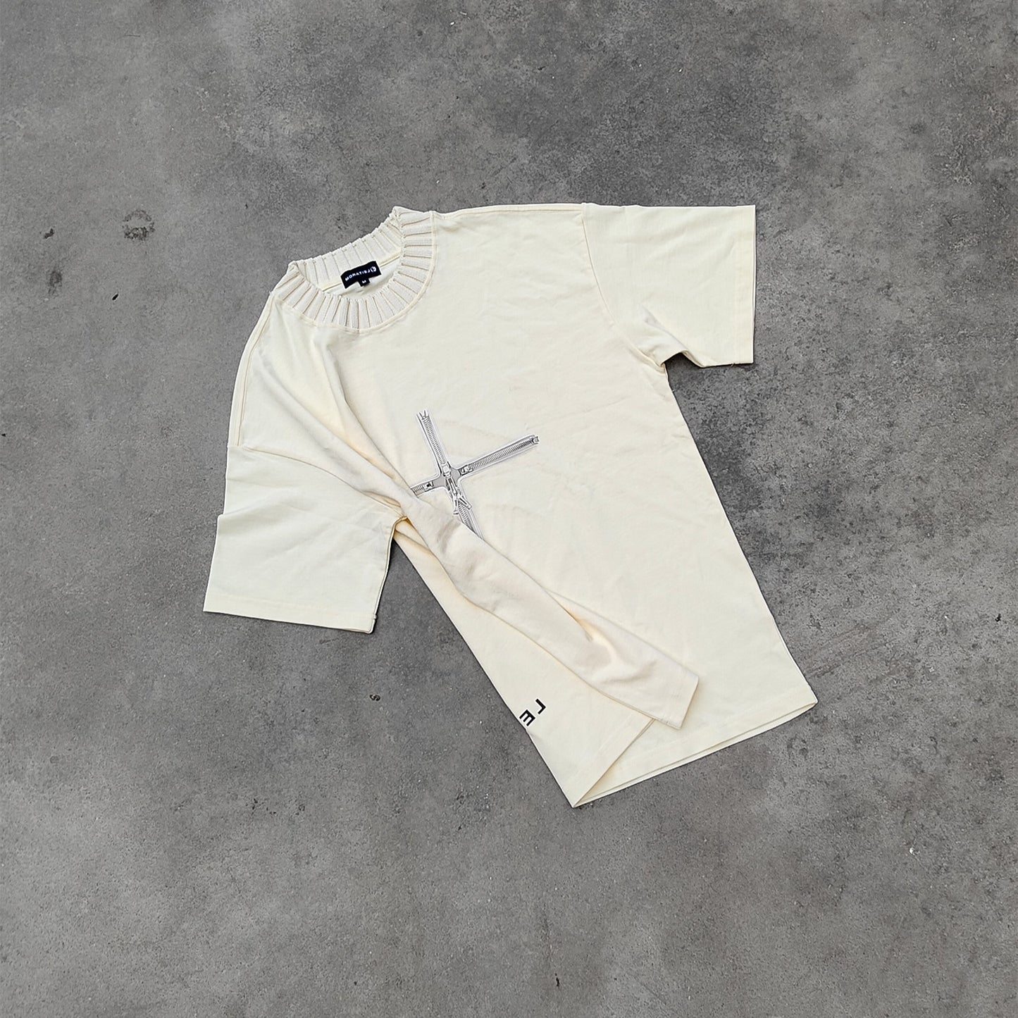 KNITTED ROUND NECK T-SHIRT