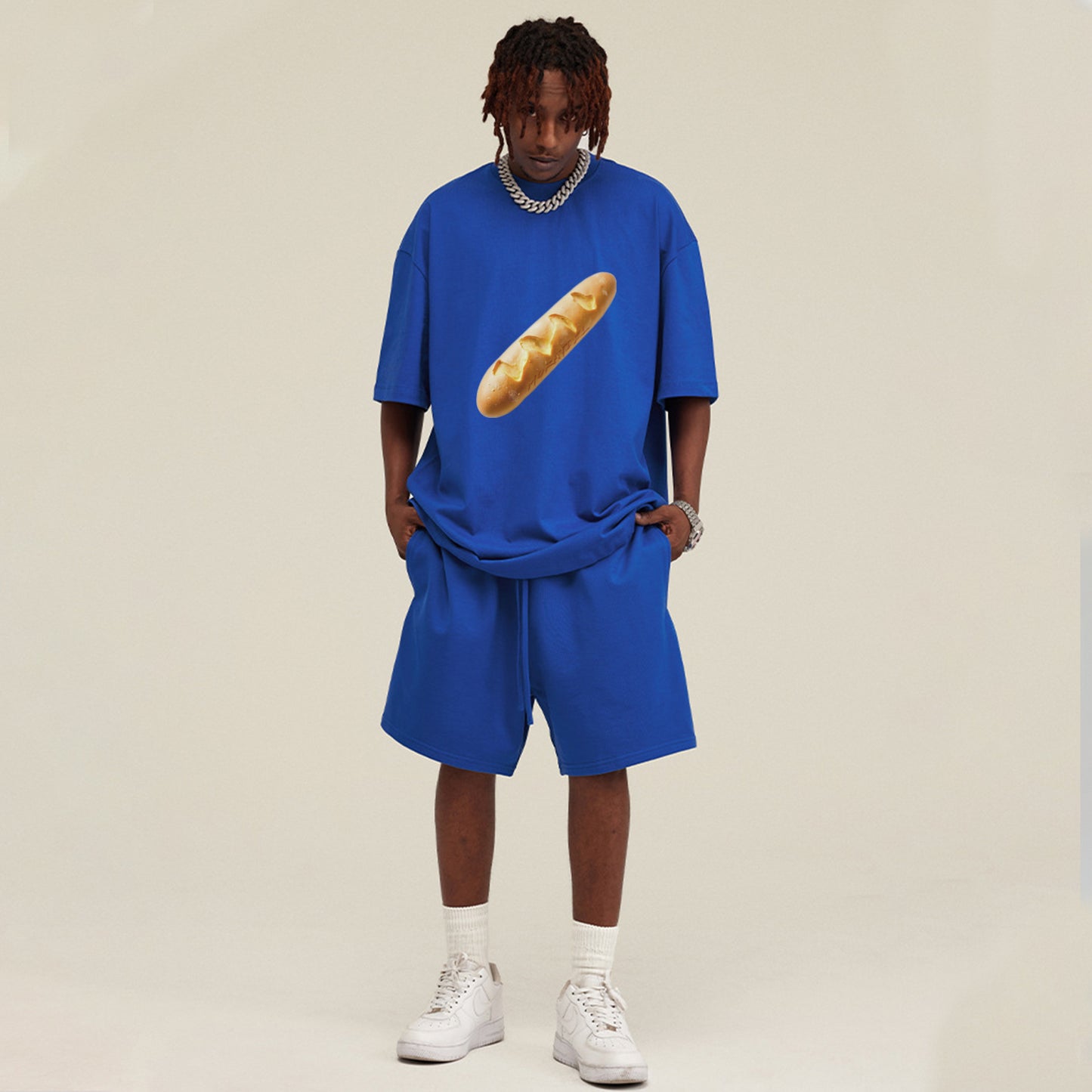 HEAVYWEIGHT T-SHIRT WITH BREAD