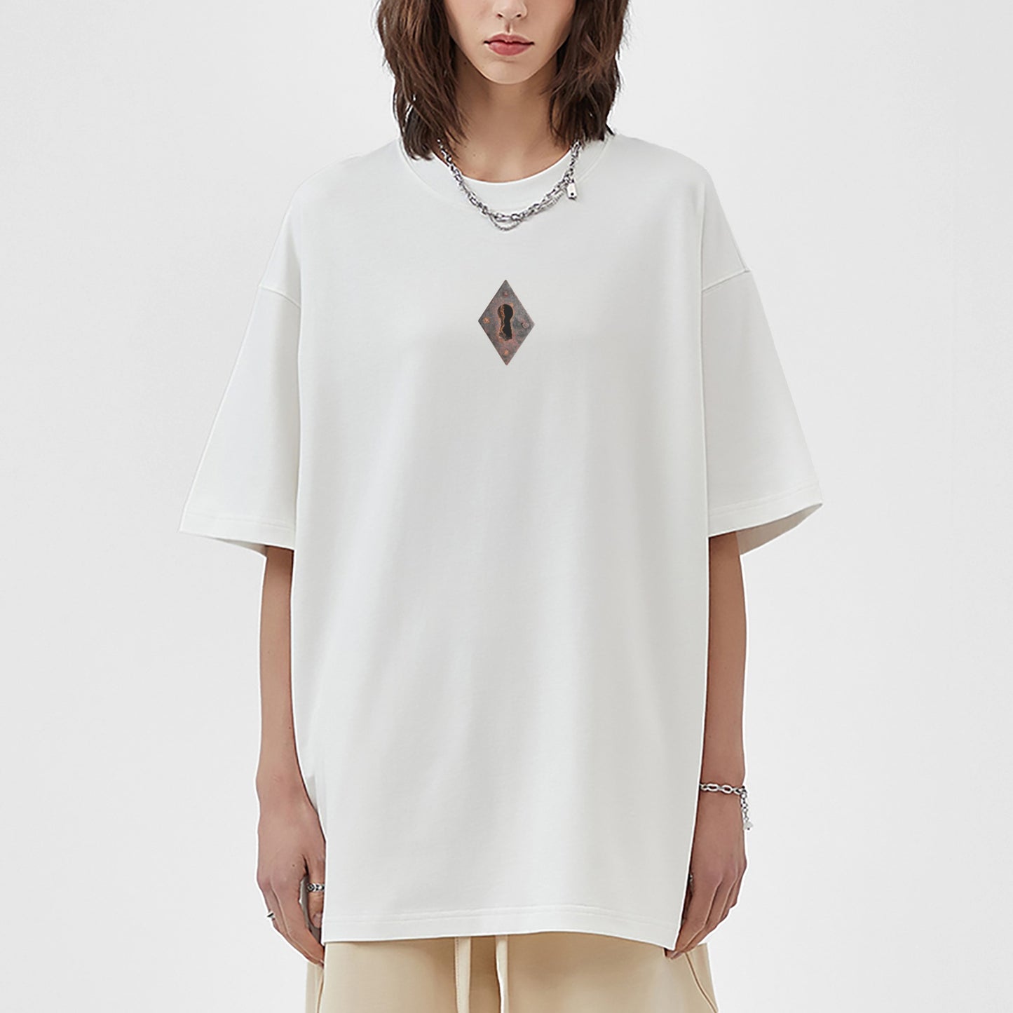 LOOSE FIT UNISEX LOCK T-SHIRT