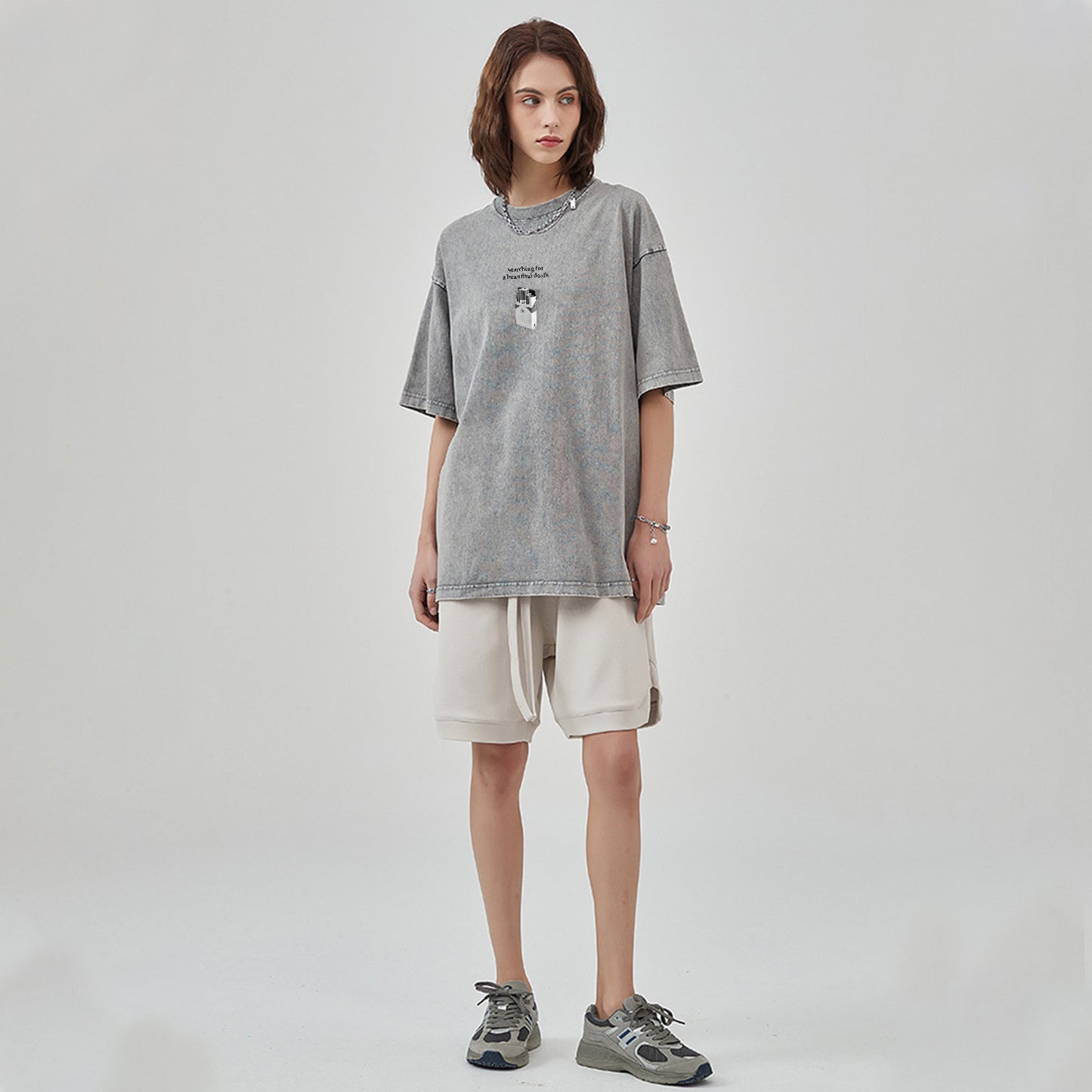 VIOLENTTRADWIFE ACID WASHED T-SHIRT